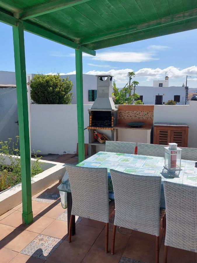 Casa Antonia Reyes, A La Sombra De Famara Lägenhet Munique Exteriör bild