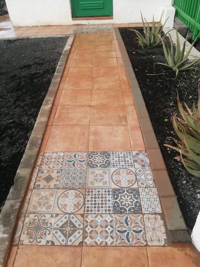 Casa Antonia Reyes, A La Sombra De Famara Lägenhet Munique Exteriör bild