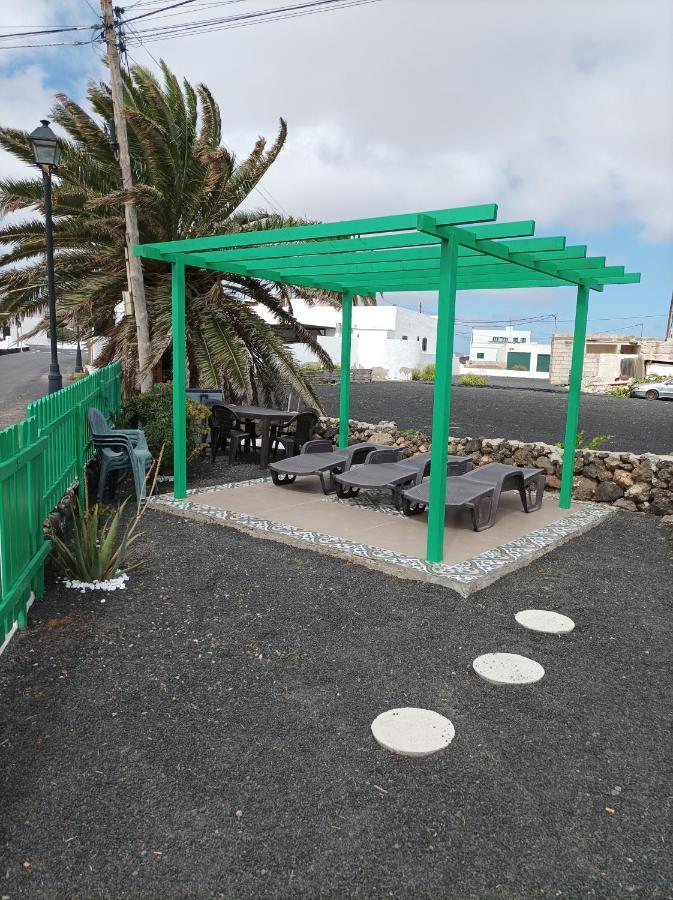 Casa Antonia Reyes, A La Sombra De Famara Lägenhet Munique Exteriör bild